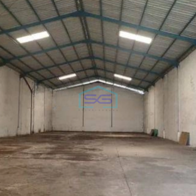 Dijual Gudang Murah Ada Kantor Luas Bangunan 768 m² di Menganti Gresik