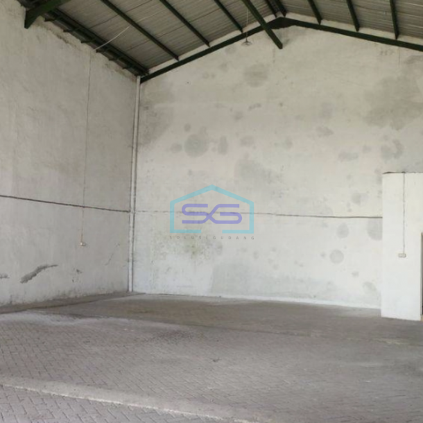 Dijual Gudang Siap Pakai Luas Bangunan  180 m² di Gununganyar Surabaya-2