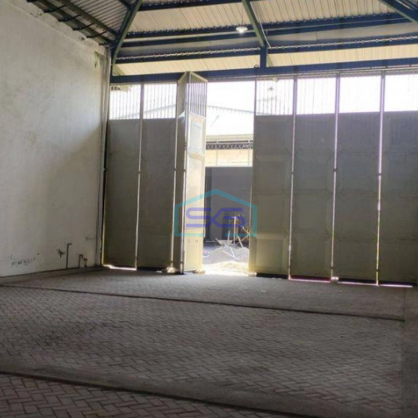 Dijual Gudang Siap Pakai Luas Bangunan  180 m² di Gununganyar Surabaya-1