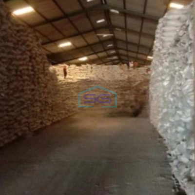 Dijual Gudang Akses Container 40 feet Luas Bangunan  1800 m² di Margomulyo Surabaya