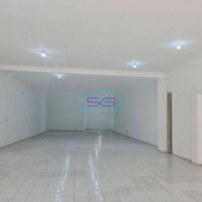 Disewakan Ruko Lokasi Sangat Startegis di Surabaya Kota Luas Bangunan 387 m²