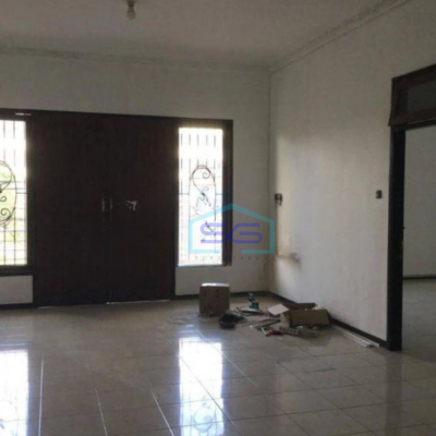 Disewakan Ruko 3 Lantai Luas Bangunan  500 m² di Gubang Surabaya