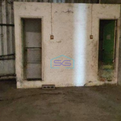 Disewakan Gudang Ada Kantor Luas Bangunan  1075 m² di Kalianak Surabaya-2