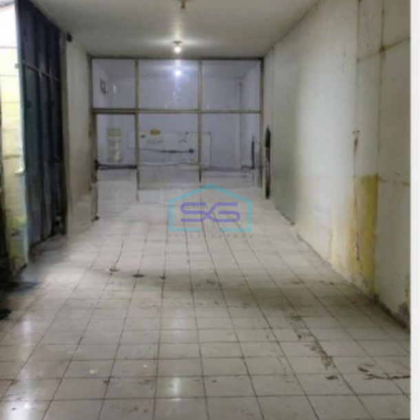 Disewakan Gudang Ada Kantor Luas Bangunan  1250 m² Akses Container 40 Feet di Krian Sidoarjo-3