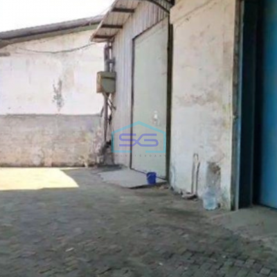 Disewakan Gudang Luas Bangunan 1075 m² di Kalianak Surabaya Ada Kantor