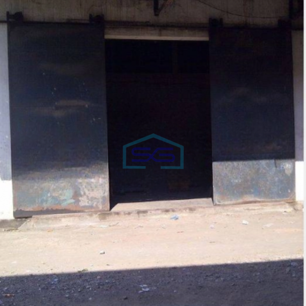 Dijual Gudang Akses Container 20 Feet Luas Bangunan 3000 m² di Perak Surabaya-1