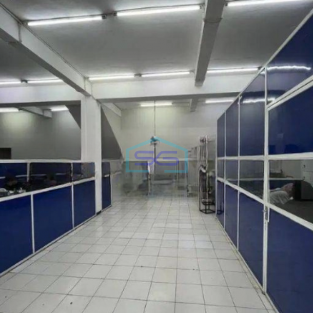 Dijual Ruko Siap Pakai 2 Lantai Luas Bangunan  288 m² di Rungkut Surabaya-3