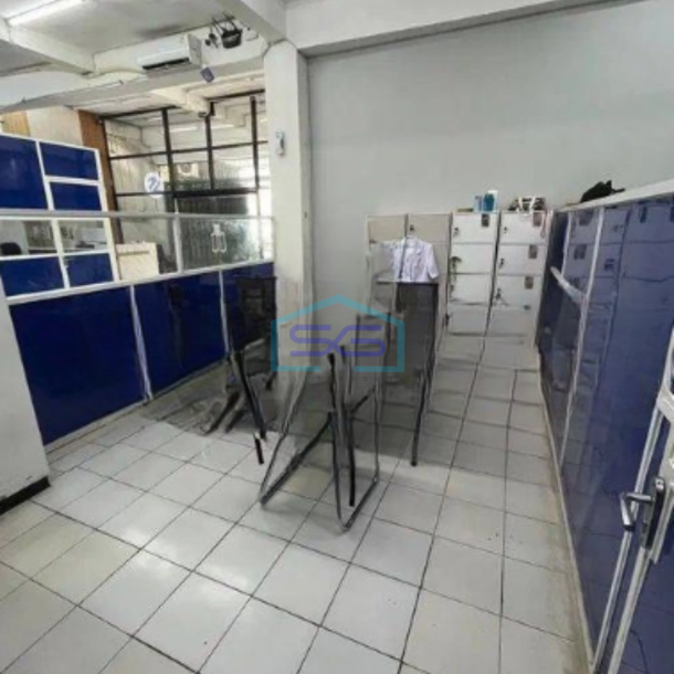 Dijual Ruko Siap Pakai 2 Lantai Luas Bangunan  288 m² di Rungkut Surabaya-1