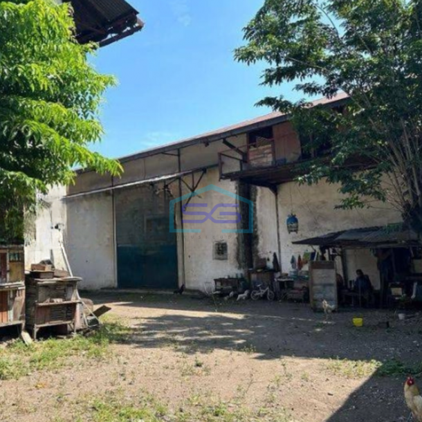 Dijual Gudang Akses Container 20 Feet di Perak Surabaya Luas Bangunan 3000 m²-1