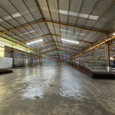 Dijual Pabrik Akses Container 40 Feet di Menganti Gresik Luas Bangunan  9066 m²