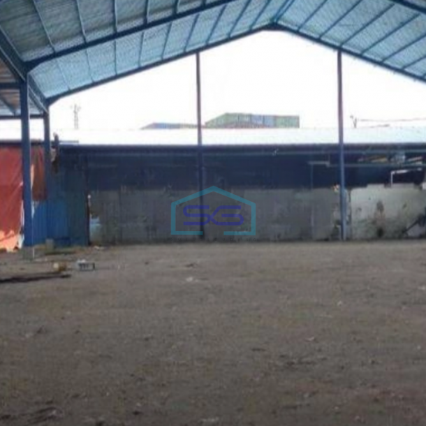 Disewakan Gudang Baru Luas Bangunan 768 m² Akses Container 40 Feet di Surabaya Kota-1