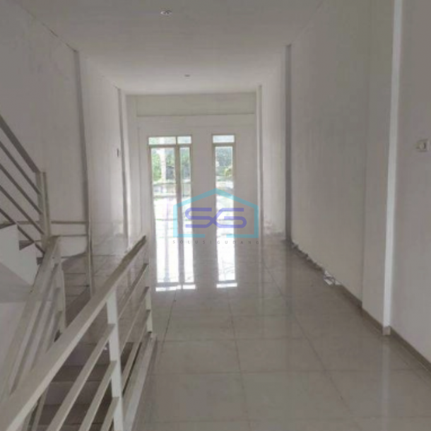 Disewakan Ruko di Surabaya Kota Luas Bangunan  168 m²-1