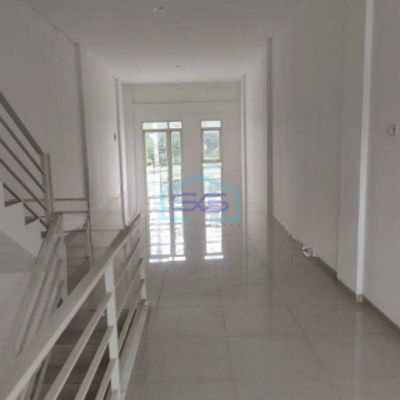 Dijual Ruko Baru 3 Lantai Luas Bangunan  168 m² di Surabaya Kota