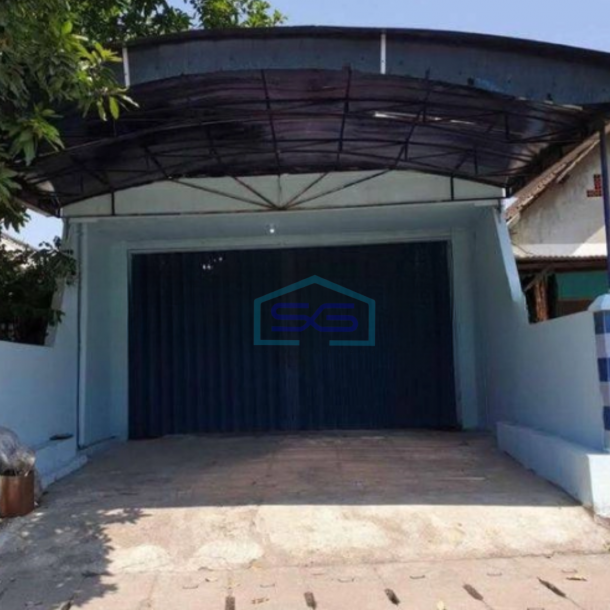 Dijual Gudang Ada Kantor Luas Bangunan  290 m² di Rungkut Surabaya-2