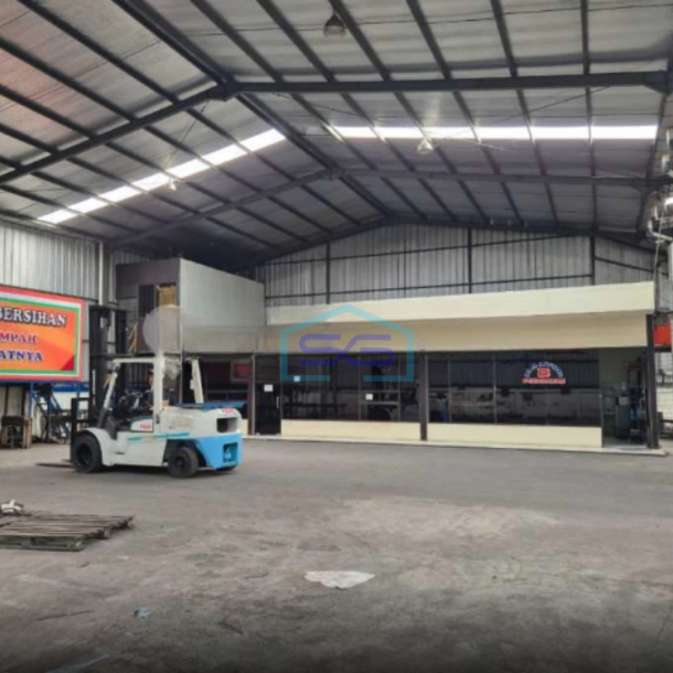 DIjual Gudang Bagus dan Office Siap Pakai Akses 40 Feat Container CIleungsi Bogor Luas Bangunan  3500 m²-4