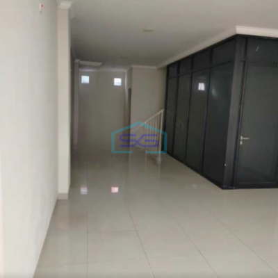 Disewakan Ruko Siap Pakai di Grand Galaxy Bekasi Selatan Luas Bangunan  175 m²