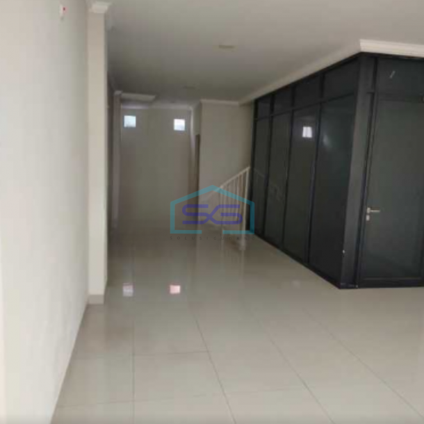 Disewakan Ruko Siap Pakai di Grand Galaxy Bekasi Selatan Luas Bangunan  175 m²-1