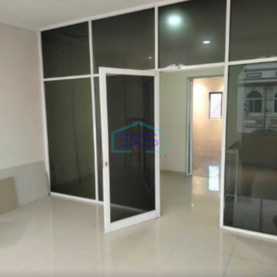 Disewakan Ruko Siap Pakai di Grand Galaxy Bekasi Selatan Luas Bangunan  175 m²