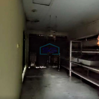 Disewakan Ruang Usaha Siap Pakai Dekat Summarecon Bekasi Luas Bangunan  80 m²