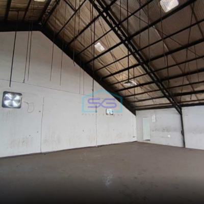 Disewakan Ruko Besar di Pinggir Jalan Raya Jatiasih Bekasi Luas Bangunan  320 m²