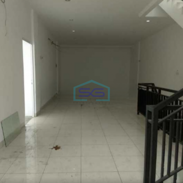Disewakan Ruko Gandeng 3 Lantai Siap Pakai Di Summarecon Bekasi Luas Bangunan  478 m²-2