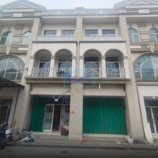 Disewakan Ruko Siap Huni di Grand Galaxy, Bekasi Selatan Luas Bangunan  135 m²-1
