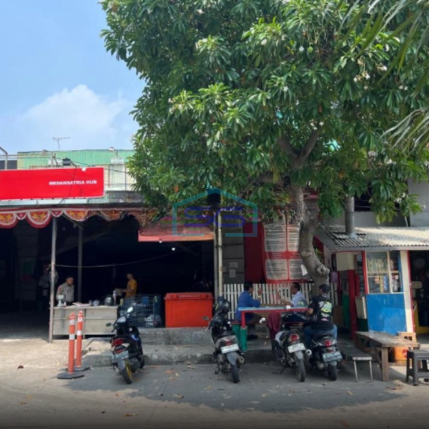 Disewakan Gudang Ex Expedisi di Pinggir Jalan Raya Utama Harapan Indah Bekasi Luas Bangunan  500 m²-2