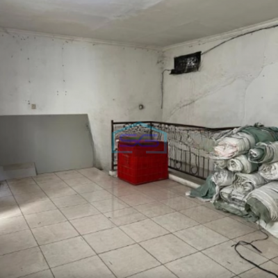 Disewakan Gudang Ex Expedisi di Pinggir Jalan Raya Utama Harapan Indah Bekasi Luas Bangunan  500 m²