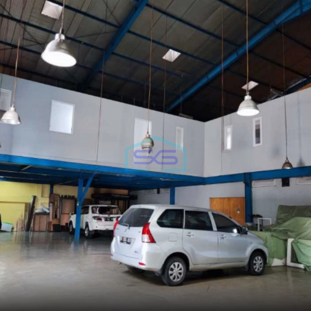 Disewakan Gudang siap pakai di Komplek Pergudangan Yos Sudarso Luas Bangunan  961 m²-1