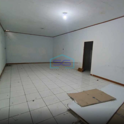 Disewakan gudang di Alternatif Cileungsi Cibubur (Transyogi) Bogor Luas Bangunan  400 m²