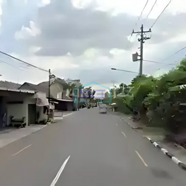 Disewakan Ruang Usaha Siap Huni Bebas Banjir Luas Tanah  300 m² di Gondokusuman Yogyakarta-2