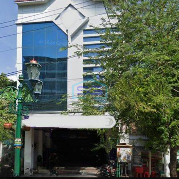 Disewakan Ruang Usaha 2 Lantai Luas Tanah 670 m² di Jetis Yogyakarta-1