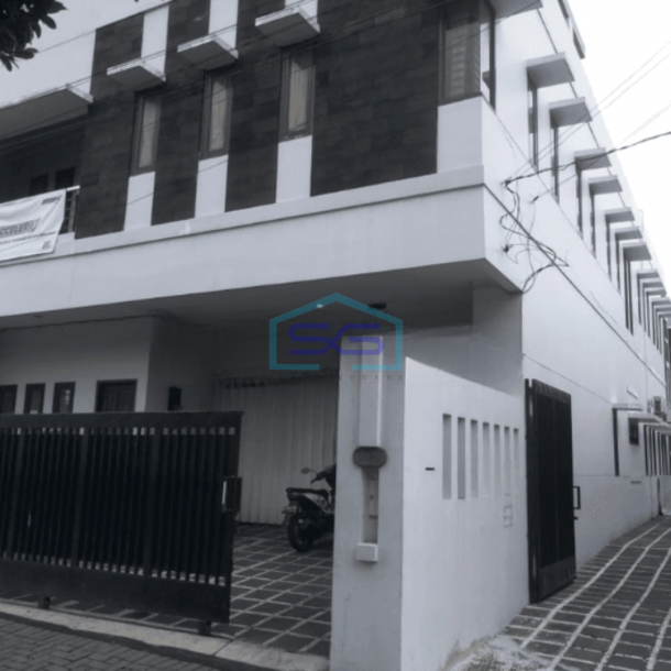 Disewakan Ruang Usaha 2 Lantai Luas Tanah 568 m² di Sleman Yogyakarta-1
