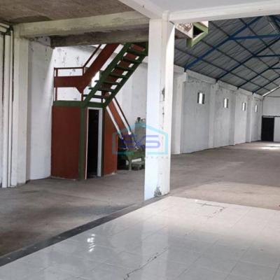 Disewakan Gudang Lokasi Strategis Siap Huni Luas Tanah 1200 m² di Prambanan Sleman