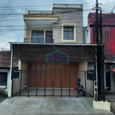 Disewakan Ruko 3 Lantai Luas Bangunan  282 m² di Kalasan Sleman Yogyakarta-2