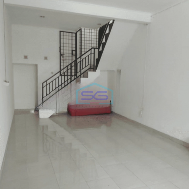 Disewakan Ruko Luas Bangunan 180 m² di Kawasan Bisnis Depok Sleman Yogyakarta-1