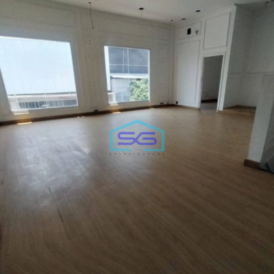 Disewakan Ruko 2 Lantai di Caturtunggal Sleman Yogyakarta Luas Tanah 100 m²