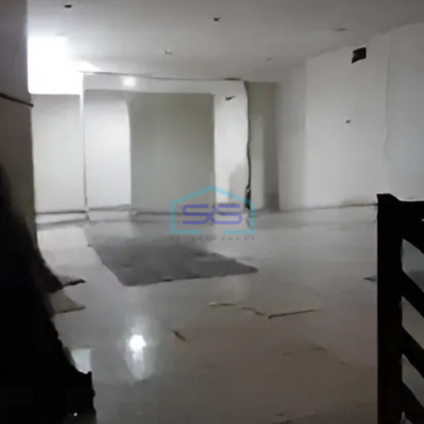Disewakan Ruko 3 Lantai Luas Bangunan  252 m² di Umbulharjo Yogyakarta-2