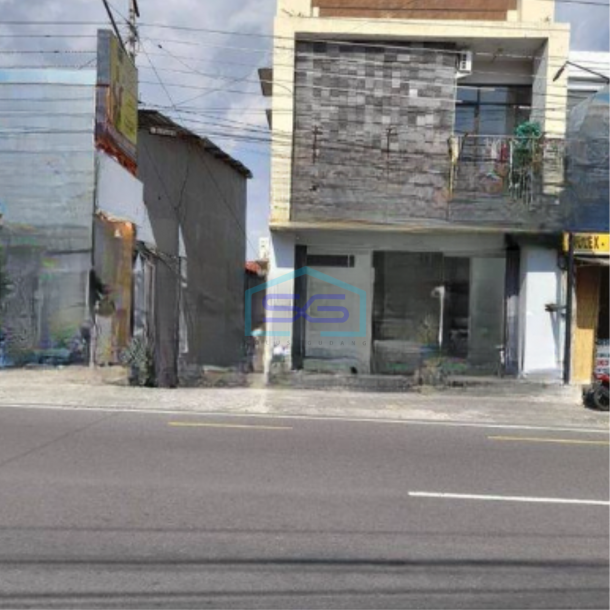 Disewakan Ruko 2 Lantai Luas Bangunan 204 m² di Sleman Yogyakarta-1