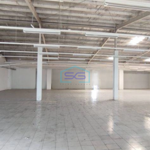 Disewakan Ruang Usaha 1 Lantai Luas Tanah 1300 m² di Condong Catur Sleman Yogyakarta-1
