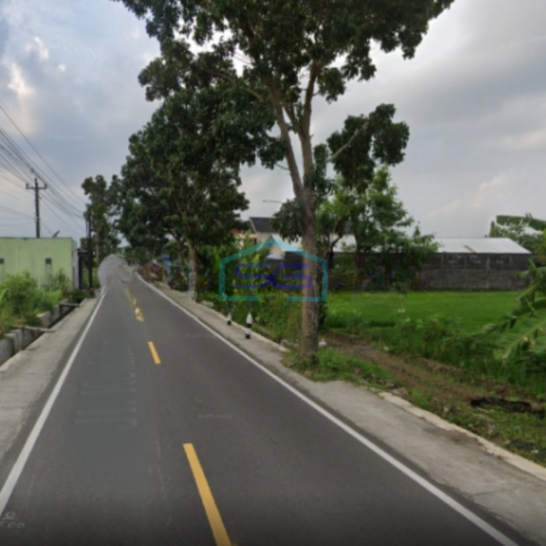 Dijual Tanah dan Bangunan Cocok Untuk Resto DI Kalasan Sleman Luas Bangunan 102 m²-2