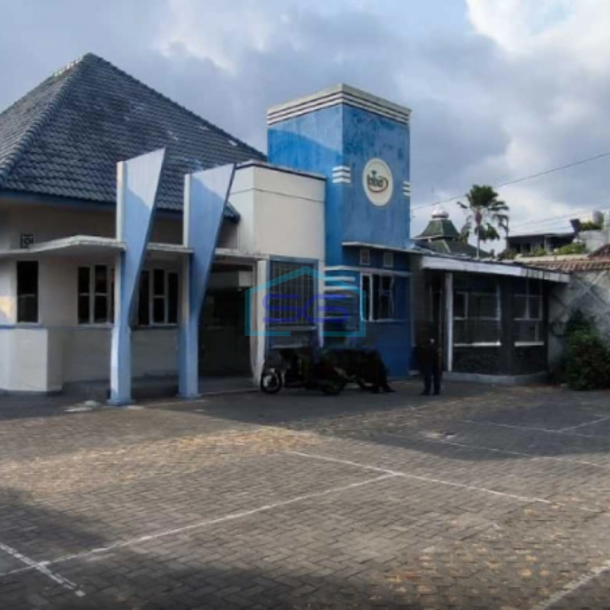 Dijual Kantor Jl Magelang Mlati Sleman Jogja Luas Bangunan 450 m²-1