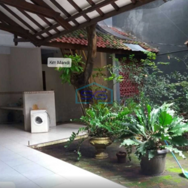 Dijual Ruko Komersil Cocok Untuk Showroom, Sewon, Bantul Luas Bangunan 500 m²-2