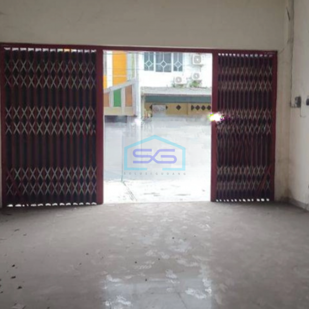 Dijual Ruko 3 Lantai Luas Tanah  105 m² di Depok Sleman Yogyakarta-1