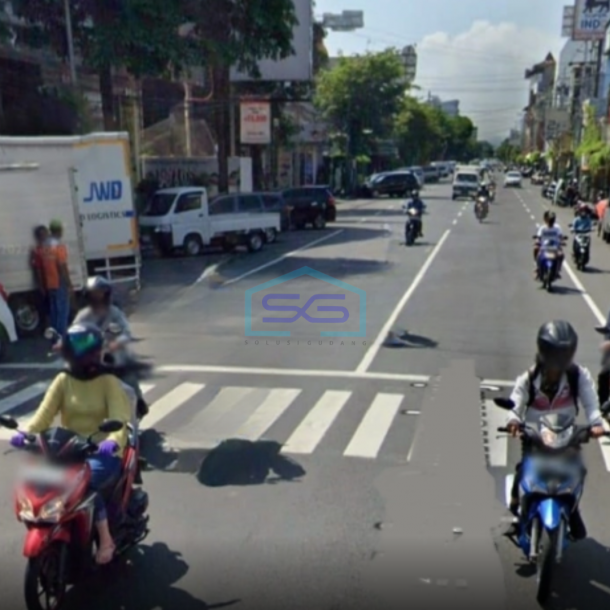 Dijual Ruko 3 Lantai Di Kawasan Bisnis Gondokusuman, Jogja Luas Bangunan 350 m²-1