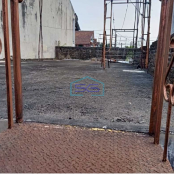 Dijual Kantor Plus Gudang Di Dekat Maliobro Tegalrejo Yogyakarta Luas Bangunan 300 m²-2