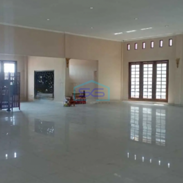 Disewakan Ruko 2 Lantai Di Tirtonirmolo Kasihan Bantul Jogja Luas Bangunan 832 m²-2