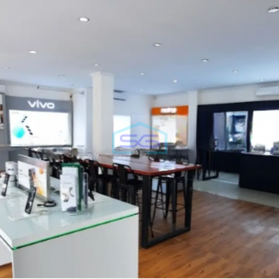 Disewakan 2 Ruko Gandeng 3 Lantai DI Komplek Ruko Colombo Depok Sleman Jogja Luas Bangunan 440 m²