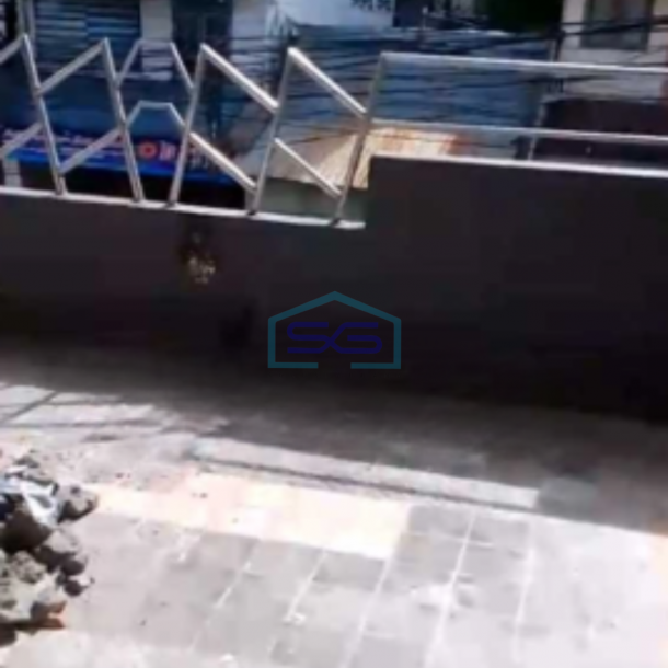 Disewakan Ruko 3 Lantai Dikawasan Wisata Di Gedong Tengen Jogja Luas Bangunan 190 m²-2