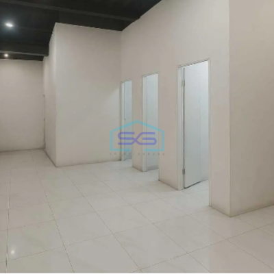 Disewakan Ruko 2 Lantai Dikawasan Bisnis Di Sleman Jogja Luas Bangunan 1150 m²